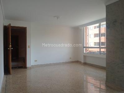Apartamento de 3 alcobas en venta en Laureles, Medellín, 150 m² · foto 4 de 17