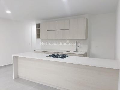 Apartamento en venta en Belen, Medellín · foto 3 de 9