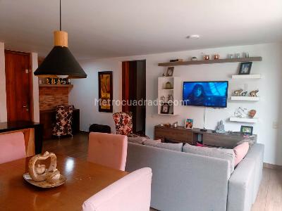 Apartamento de 3 alcobas en venta en Belen, Medellín, 80 m² · foto 3 de 15