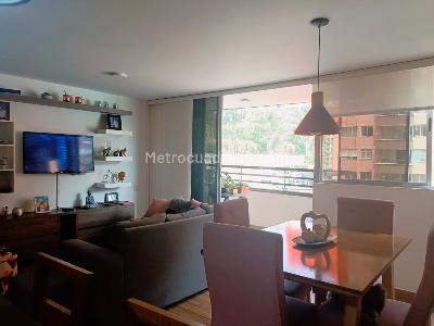 Apartamento de 3 alcobas en venta en Belen, Medellín, 80 m² · foto 2 de 15