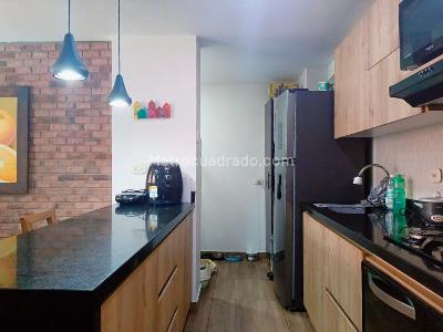 Apartamento de 3 alcobas en venta en Belen, Medellín, 80 m² · foto 6 de 15