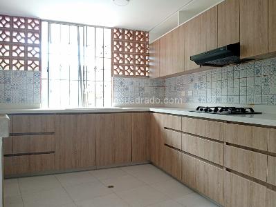 Apartamento en venta en Laureles, Medellín · foto 4 de 12