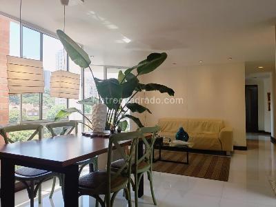 Apartamento de 3 alcobas en venta en Belen, Medellín, 85 m² · foto 2 de 15