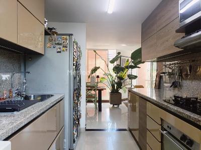 Apartamento de 3 alcobas en venta en Belen, Medellín, 85 m² · foto 5 de 15