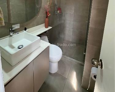 Apartamento de 3 alcobas en venta en Belen, Medellín, 82 m² · foto 11 de 13