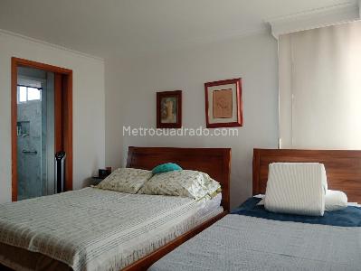 Apartamento de 3 alcobas en venta en Laureles, Medellín, 157 m² · foto 9 de 17