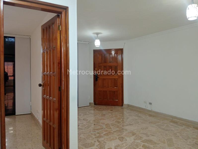 2BR Apartment in LAURELES (68 m²) - 3