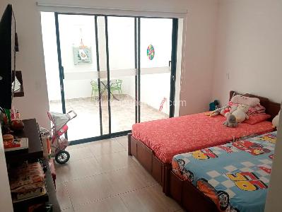 Casa de 4 alcobas en arriendo en Laureles, Medellín, 550 m² · foto 10 de 19
