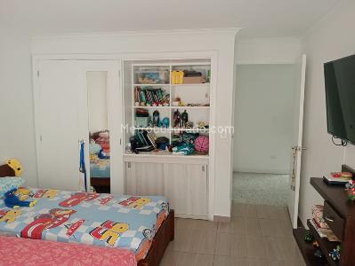 Casa de 4 alcobas en arriendo en Laureles, Medellín, 550 m² · foto 11 de 19