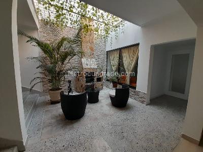 Casa de 4 alcobas en arriendo en Laureles, Medellín, 550 m² · foto 16 de 19