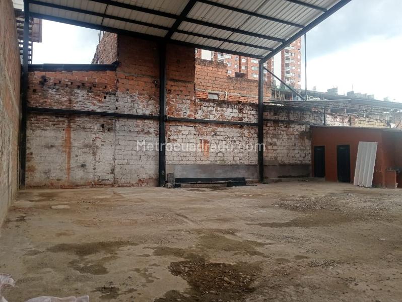 Bodega en Arriendo, LAURELES, Medellín - Más