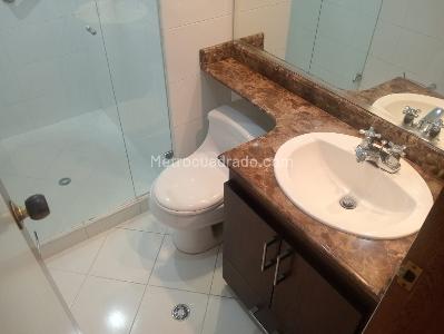 Apartamento de 3 alcobas en venta en Laureles, Medellín, 135 m² · foto 13 de 13