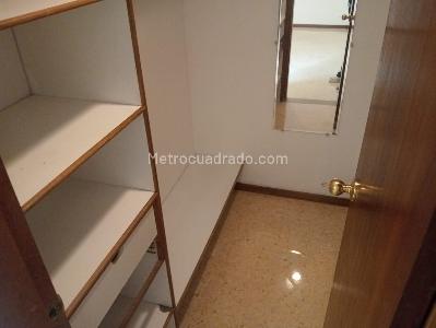 Apartamento de 3 alcobas en arriendo en Laureles, Medellín, 154 m² · foto 11 de 15