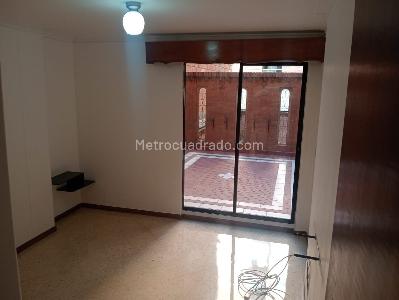 Apartamento de 3 alcobas en arriendo en Laureles, Medellín, 154 m² · foto 7 de 15