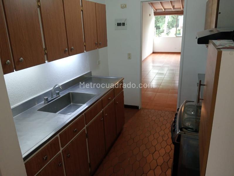 2BR Apartment Near Laureles Amenities - 8