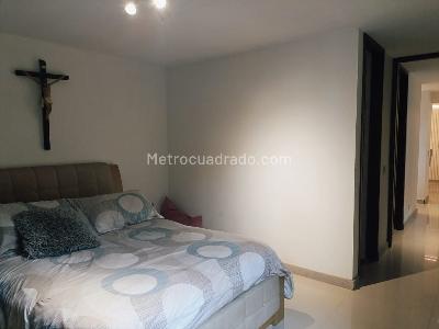 Apartamento en venta en Belen Loma De Los Bernal, Medellín · foto 12 de 16