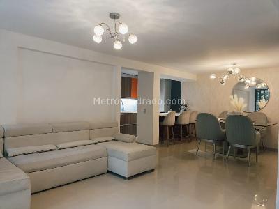 Apartamento en venta en Belen Loma De Los Bernal, Medellín · foto 2 de 16