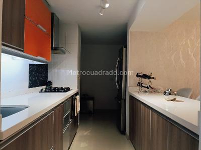 Apartamento en venta en Belen Loma De Los Bernal, Medellín · foto 8 de 16
