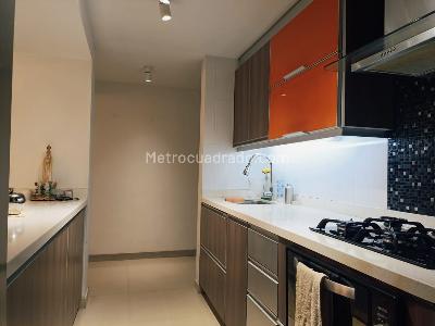 Apartamento en venta en Belen Loma De Los Bernal, Medellín · foto 9 de 16