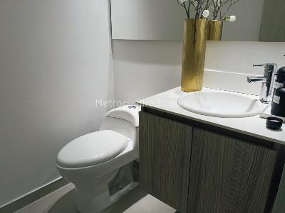 Apartamento de 3 alcobas en arriendo en Belen Loma De Los Bernal, Medellín, 120 m² · foto 15 de 16