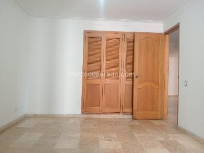 Apartamento en venta en Laureles, Medellín · foto 10 de 17