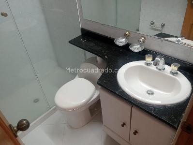 Apartamento en venta en Laureles, Medellín · foto 14 de 17