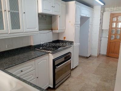 Apartamento en venta en Laureles, Medellín · foto 5 de 17