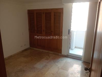 Apartamento en venta en Laureles, Medellín · foto 9 de 17