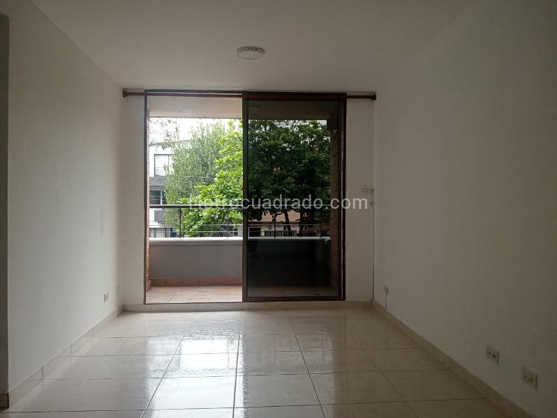 Apartamento en Arriendo, LOS LAURELES, Medellín en Los Laureles