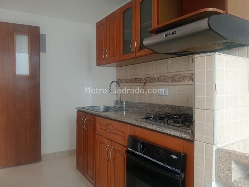 Apartamento de 3 Alcobas en Laureles con Balcón - 5