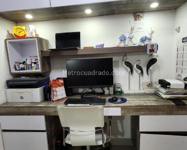 Apartamento de 3 alcobas en venta en Laureles, Medellín, 73 m² · foto 10 de 13