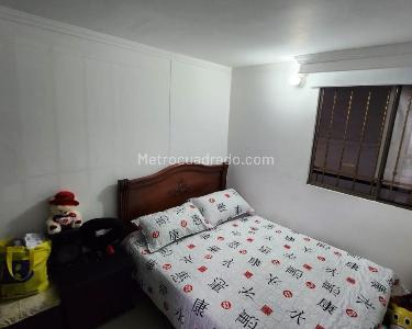 Apartamento de 3 alcobas en venta en Laureles, Medellín, 73 m² · foto 8 de 13