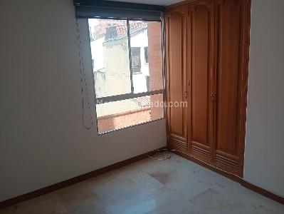 Apartamento de 3 alcobas en venta en Laureles, Medellín, 135 m² · foto 11 de 17