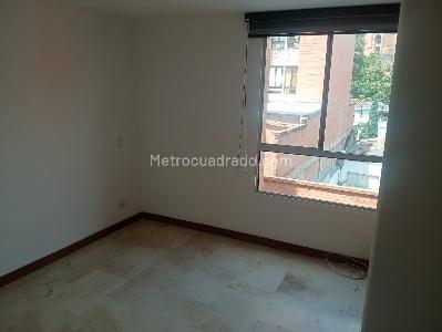 Apartamento de 3 alcobas en venta en Laureles, Medellín, 135 m² · foto 13 de 17