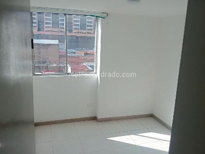 Apartamento de 3 alcobas en venta en Laureles, Medellín, 87 m² · foto 14 de 17