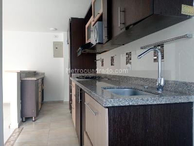 Apartamento de 3 alcobas en venta en Laureles, Medellín, 87 m² · foto 8 de 17