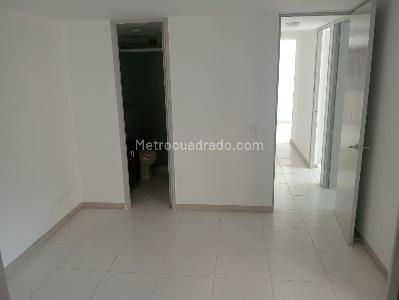 Apartamento de 3 alcobas en venta en Laureles, Medellín, 87 m² · foto 9 de 17