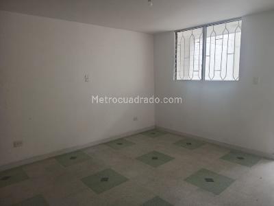 Apartamento de 4 alcobas en venta en Laureles, Medellín, 212 m² · foto 11 de 15
