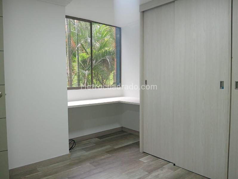 Apartamento Amplio de 3 Alcobas con Amenidades en La América - 9