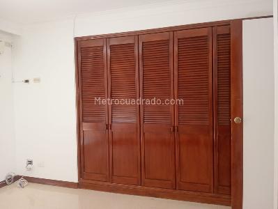 Apartamento en venta en Laureles, Medellín · foto 12 de 16