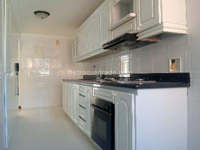 Apartamento en venta en Laureles, Medellín · foto 4 de 16