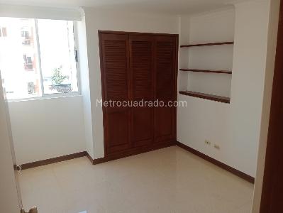 Apartamento en venta en Laureles, Medellín · foto 9 de 16