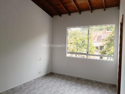 Casa en arriendo en Belen Loma De Los Bernal, Medellín · foto 10 de 20
