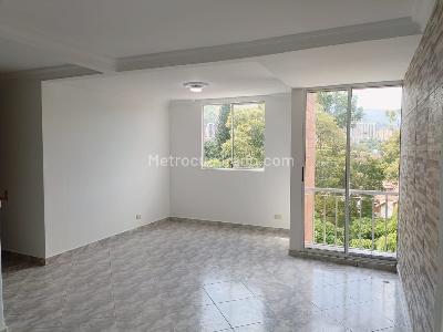 Casa en arriendo en Belen Loma De Los Bernal, Medellín · foto 5 de 20
