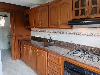 Casa en arriendo en Belen Loma De Los Bernal, Medellín · foto 7 de 20