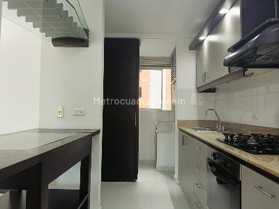 Apartamento de 3 alcobas en venta en Belen, Medellín, 85 m² · foto 4 de 15