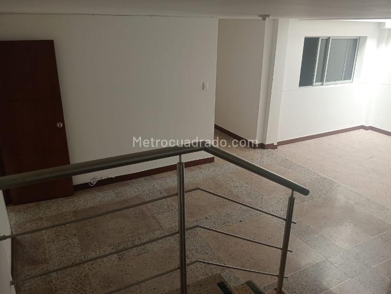 Independent 5BR House in La America - 2