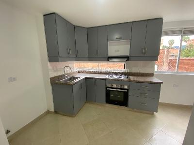 Apartamento de 3 alcobas en arriendo en Laureles, Medellín, 125 m² · foto 5 de 20