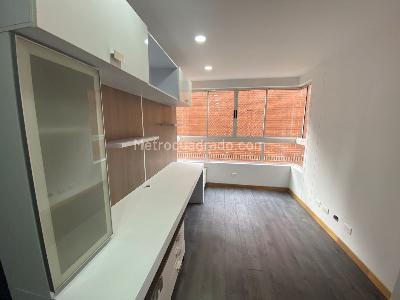 Apartamento de 3 alcobas en arriendo en Laureles, Medellín, 125 m² · foto 15 de 20