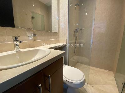 Apartamento de 3 alcobas en arriendo en Laureles, Medellín, 125 m² · foto 19 de 20
